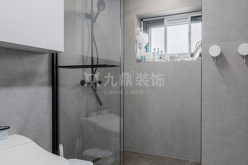 卫生间装修实景图 卫生间装修实景图